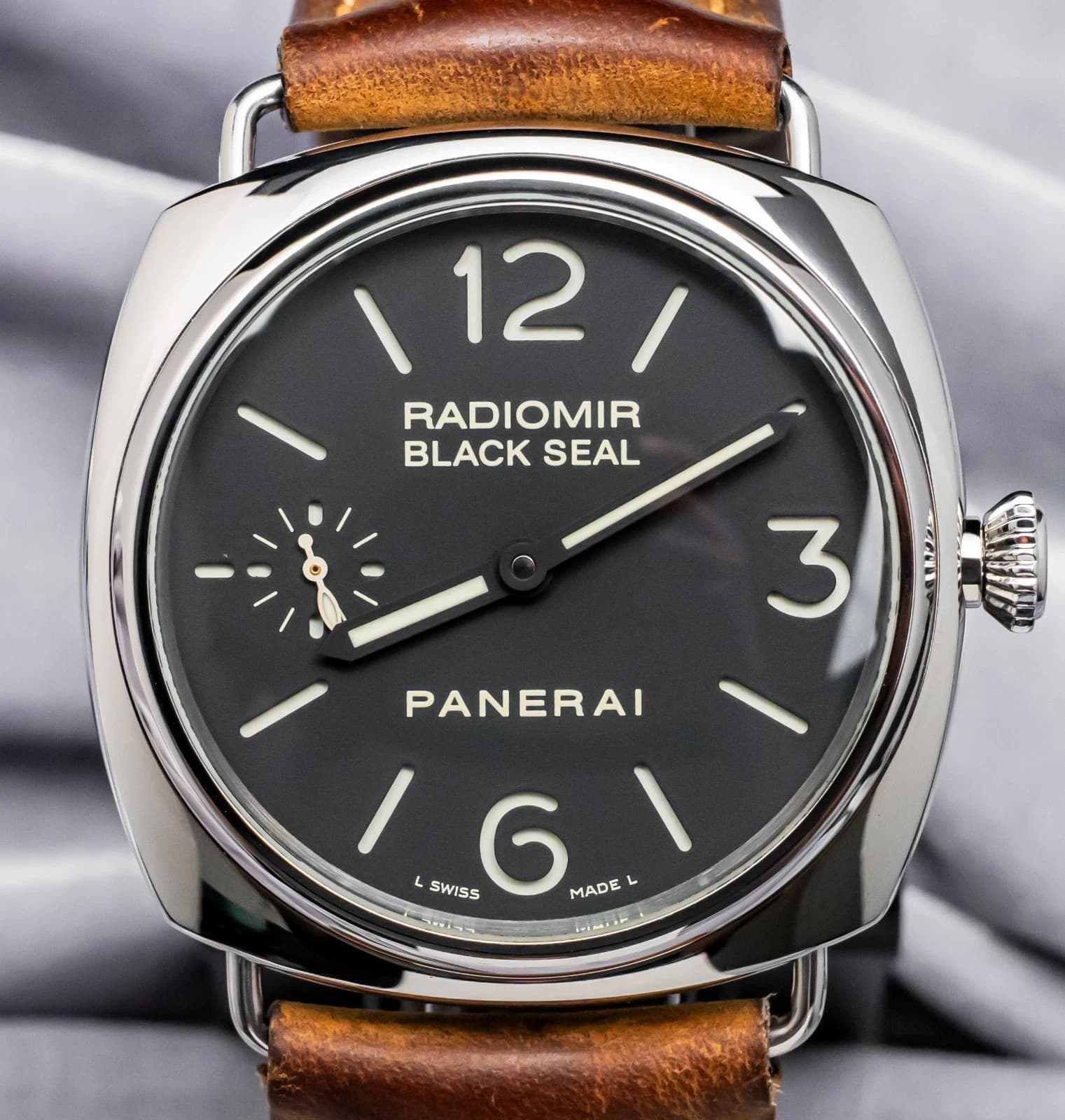Panerai Radiomir Black Seal 45 — PAM00183