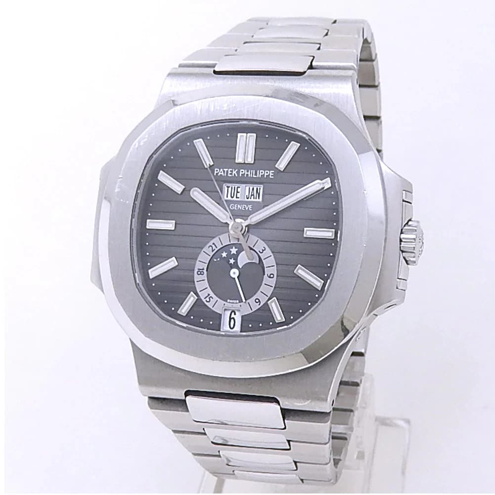 Patek Philippe Nautilus 5726 Annual Calendar Bracelet — 5726/1A-001