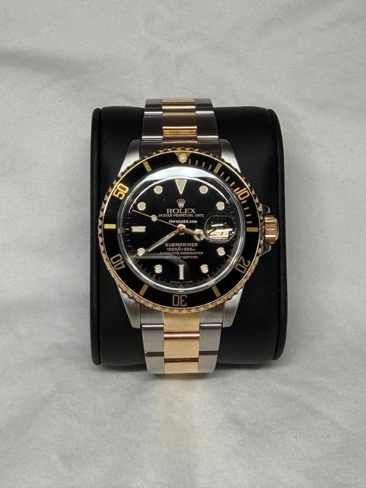 Rolex Submariner Date — 16613