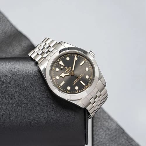 Tudor Black Bay 39 — 79660